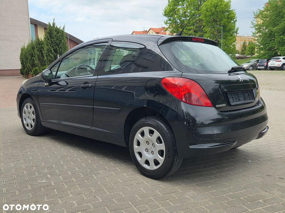 Peugeot 207 90 Filou - 11