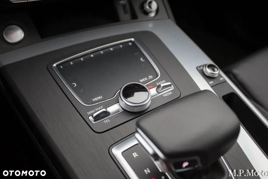 Audi Q5 40 TDI quattro S tronic sport - 25