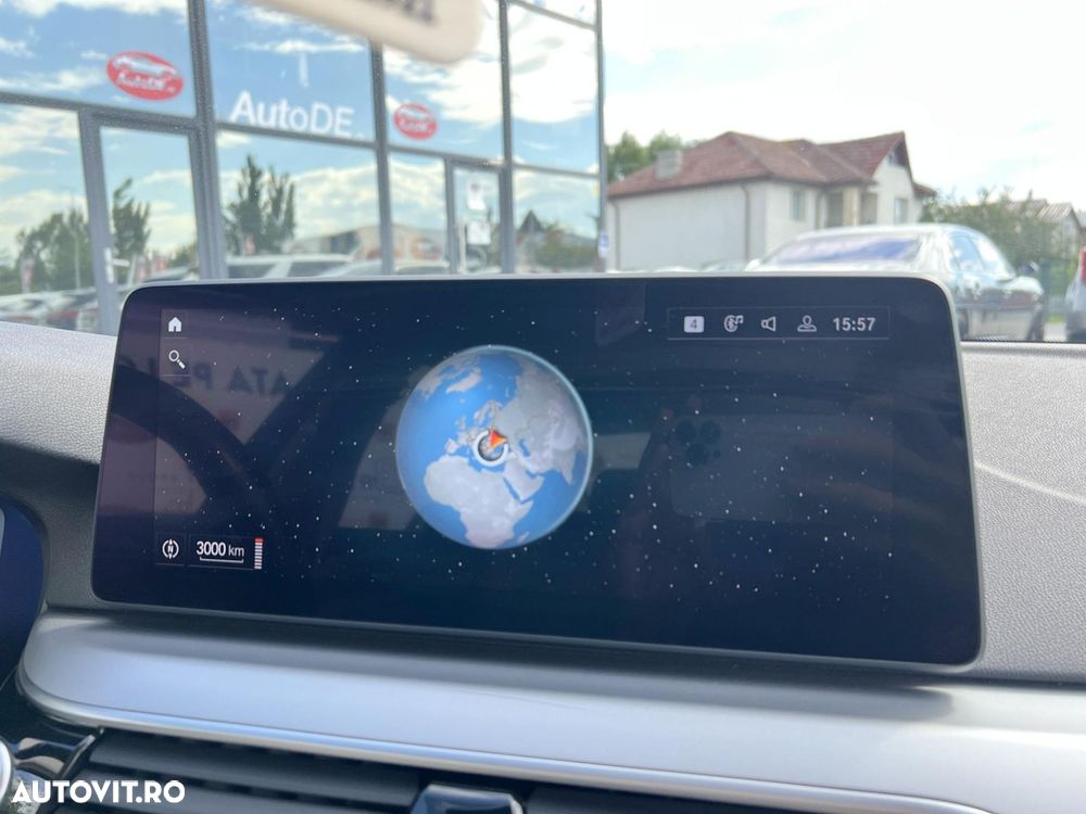 BMW Seria 5 520d xDrive AT MHEV - 11