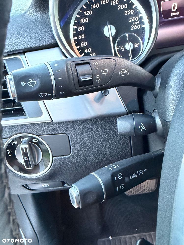 Mercedes-Benz ML 350 BlueTEC 4-Matic - 26