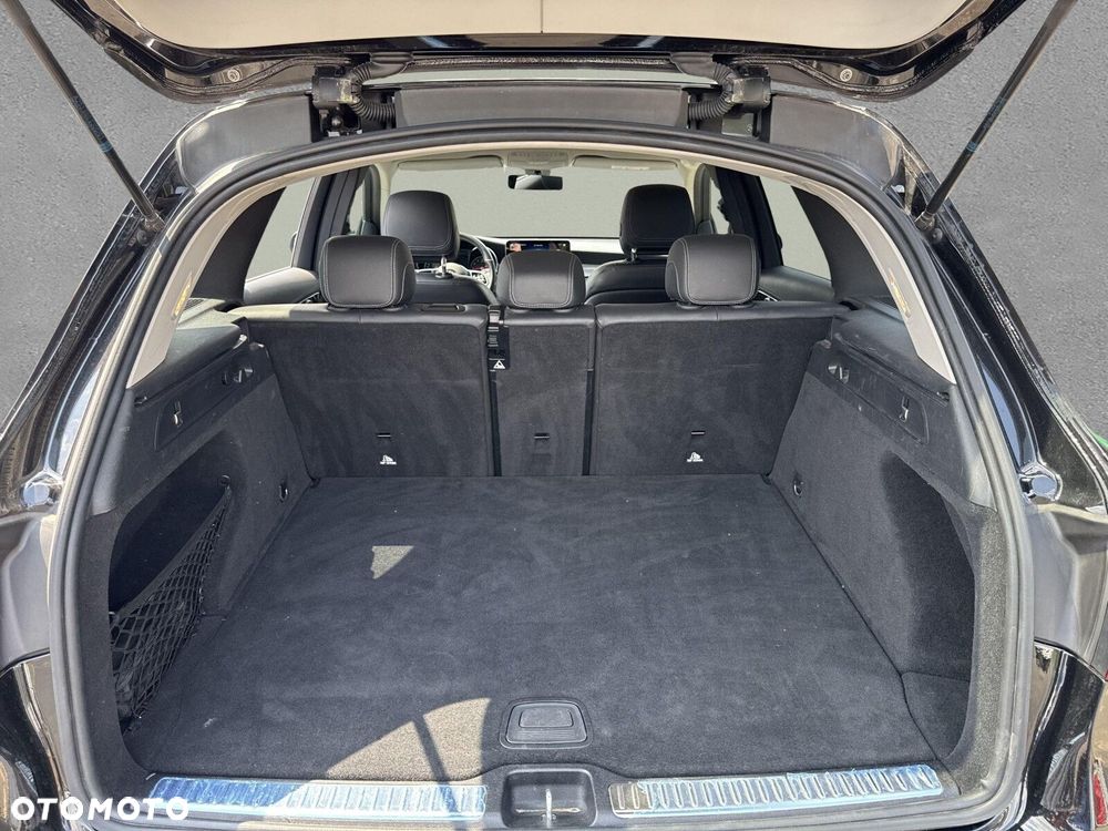 Mercedes-Benz GLC - 26