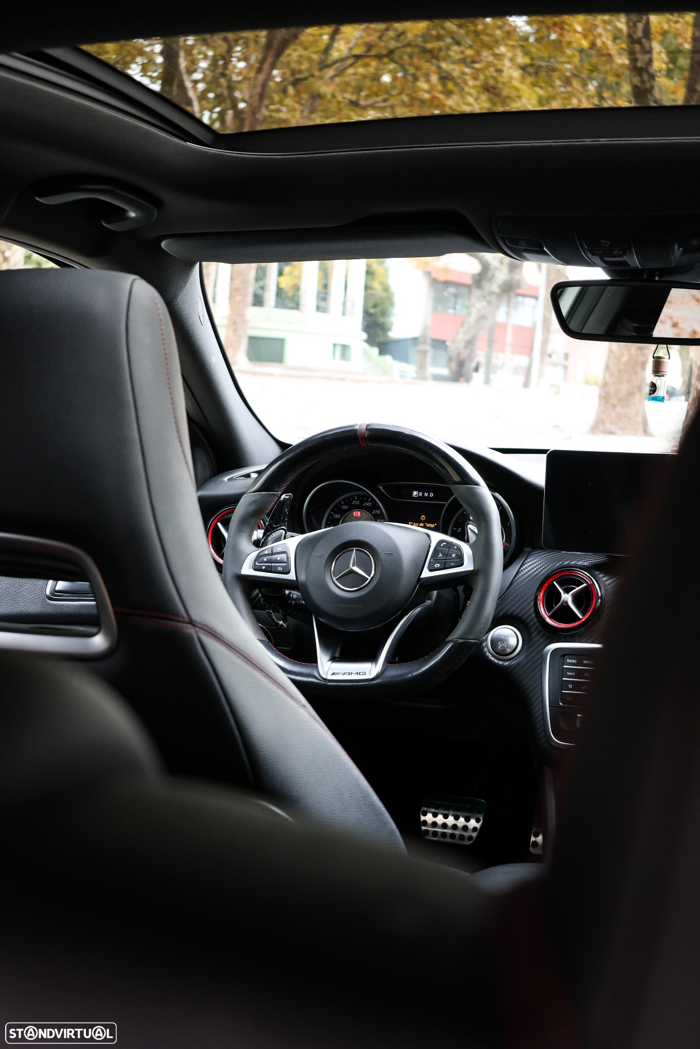 Mercedes-Benz A 45 AMG 4-Matic - 10