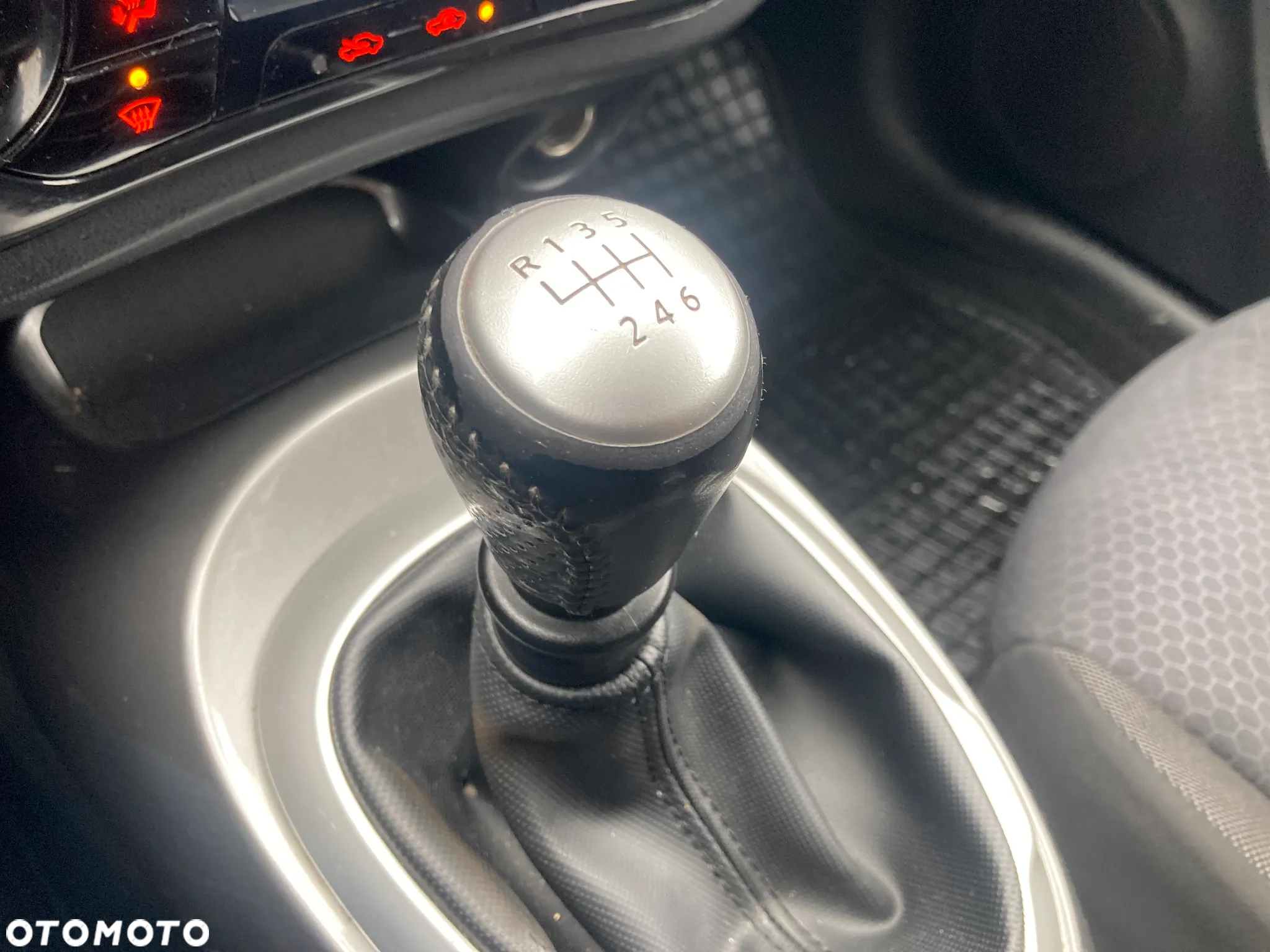 Nissan Juke - 10