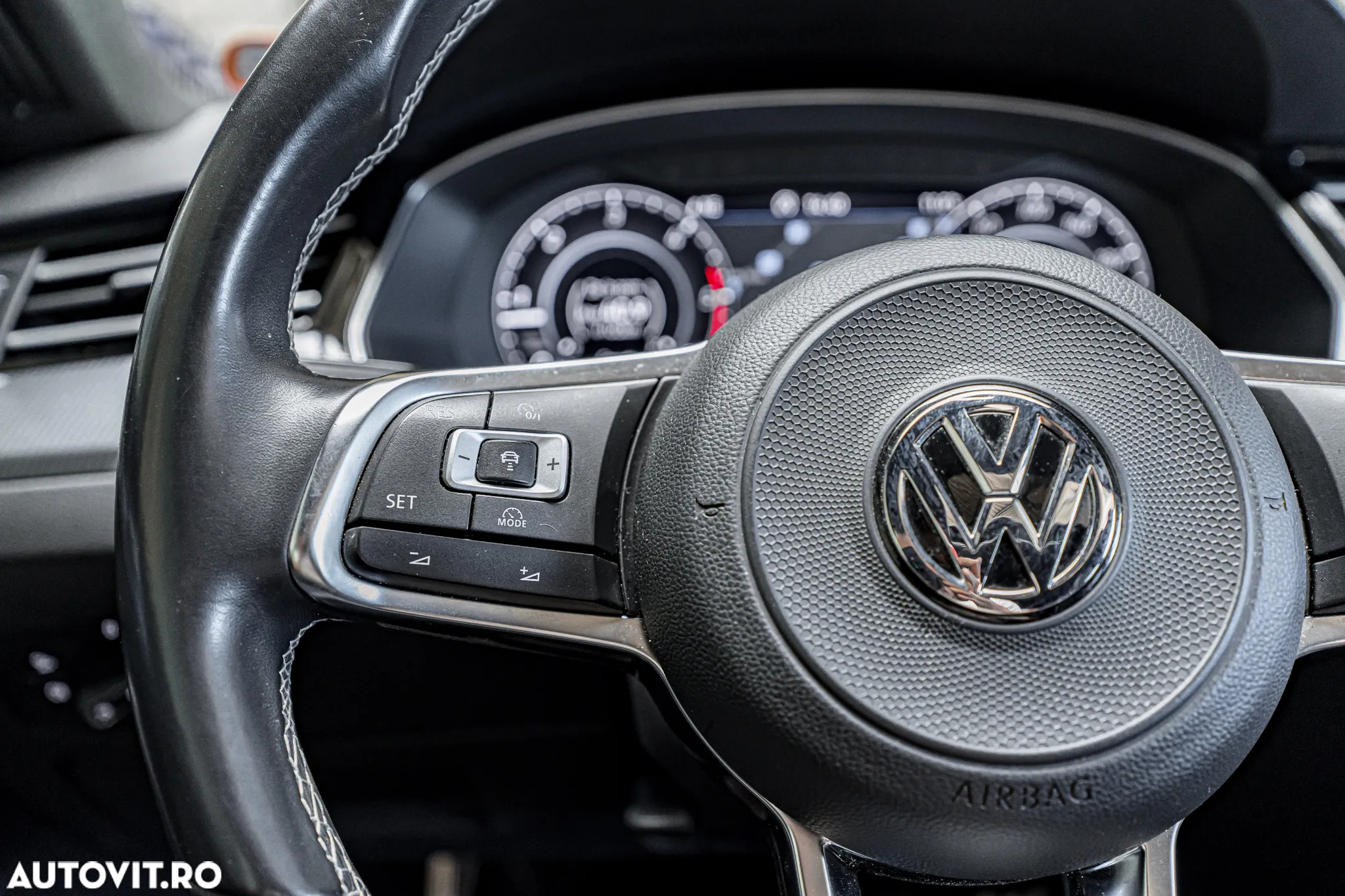 Volkswagen ARTEON 2.0 TDI DSG R-Line - 19
