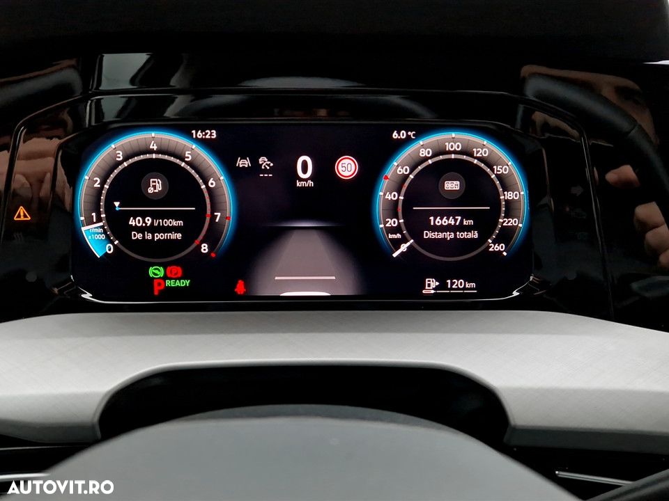 Volkswagen Golf 1.5 eTSI DSG MHEV Life - 18