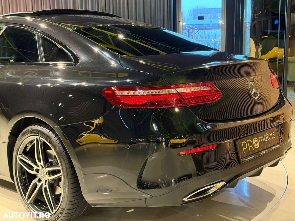 Mercedes-Benz E 300 Coupe Aut. - 11