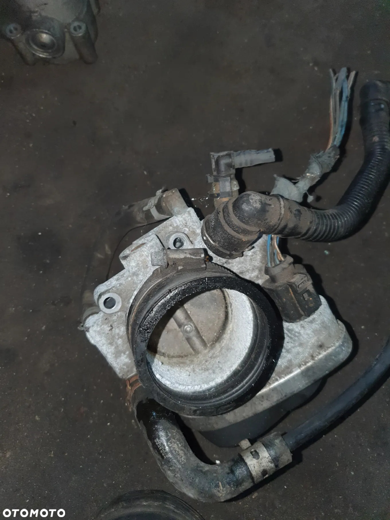 PRZEPUSTNICA OPEL 1.8 16V 55562380 - 2