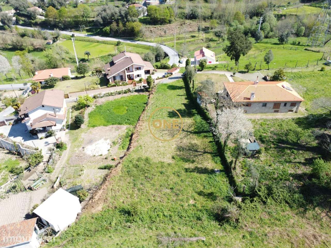 Terreno em Souto – Terras de Bouro | Projeto Aprovado + Licença de Con - Grande imagem: 2/13