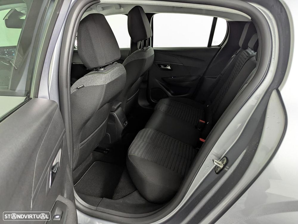 Peugeot e-208 50 kWh Active Pack - 12