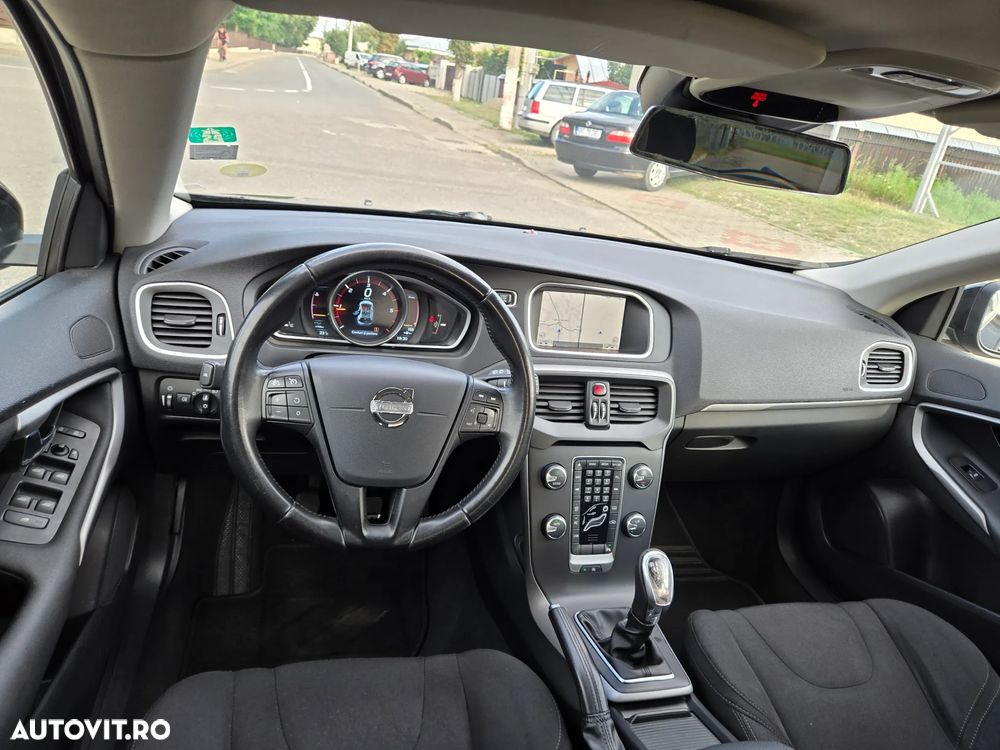 Volvo V40 D2 Kinetic - 7