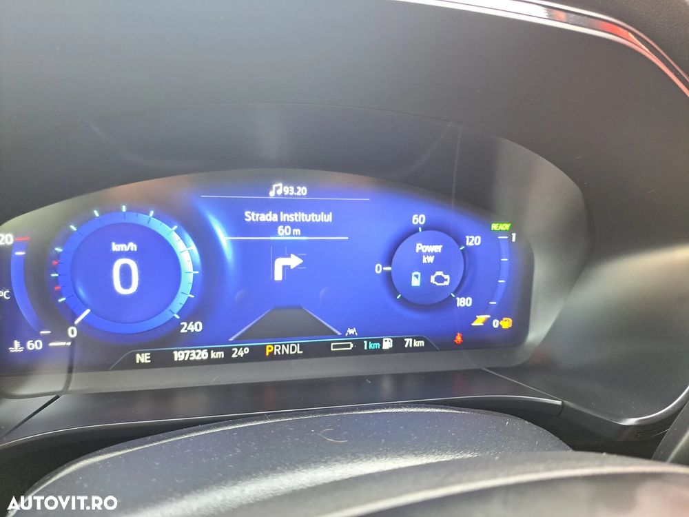 Ford Kuga 2.5 Duratec PHEV ST Line - 29
