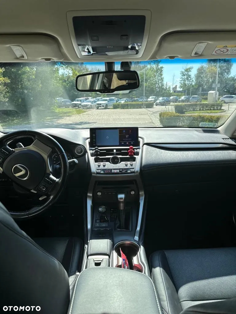 Lexus NX - 4
