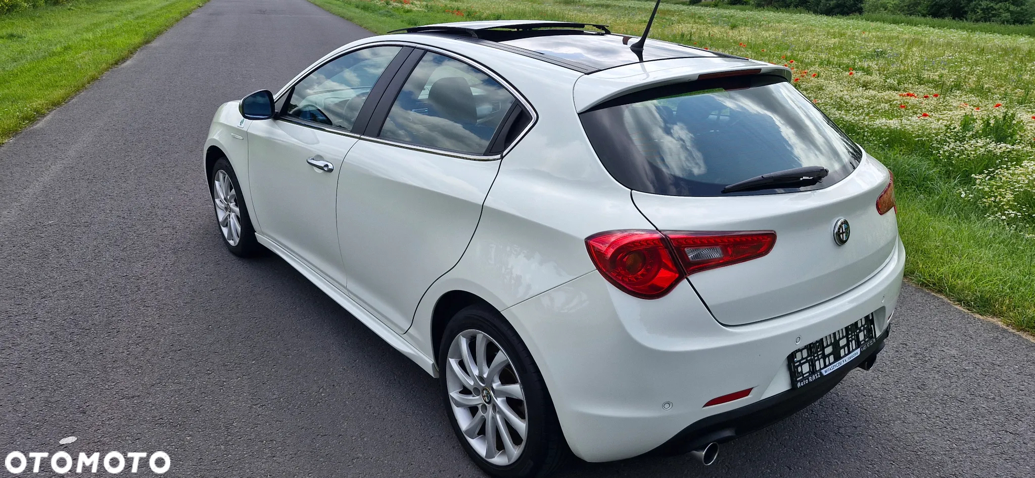 Alfa Romeo Giulietta 2.0 JTDM 16V Turismo - 9