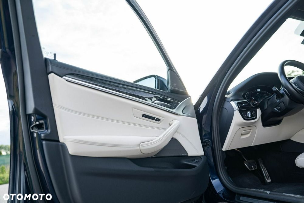 BMW Seria 5 - 29