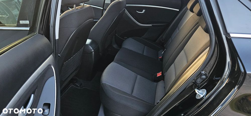 Hyundai i30 1.6 CRDi BlueDrive Go - 7