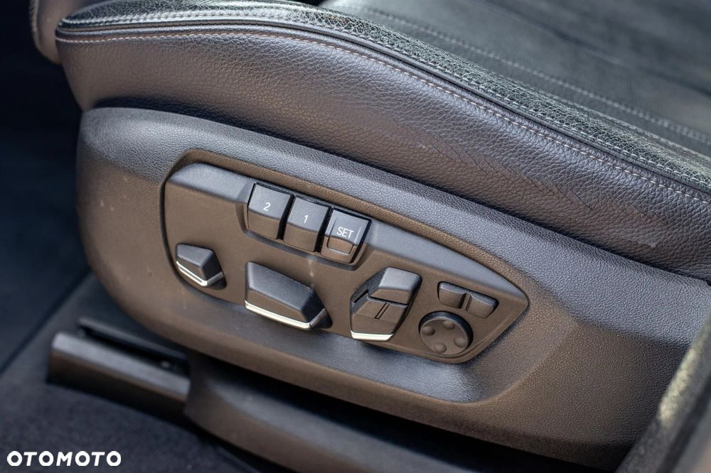 BMW X5 xDrive35i M Sport Edition - 12