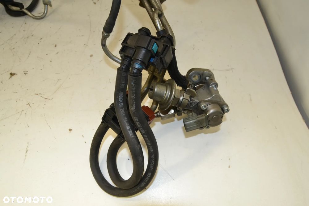 Pompa wysokiego ciśnienia paliwa Lexus ISF - 4