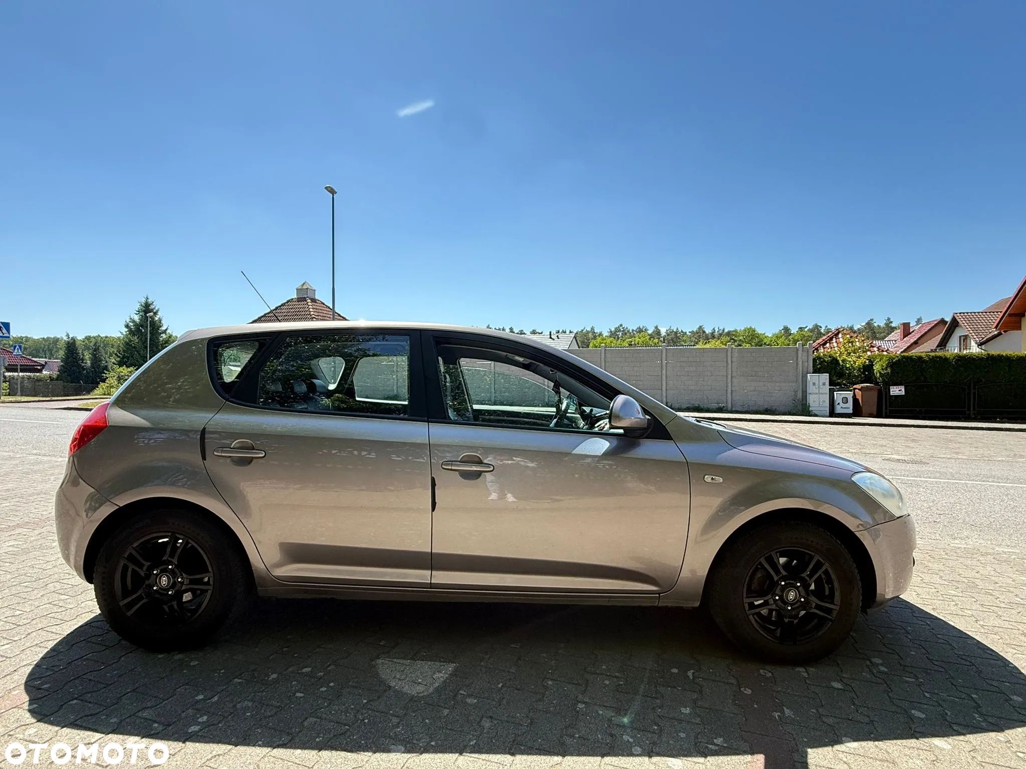 Kia Ceed - 1
