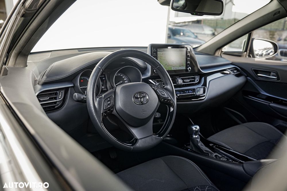 Toyota C-HR 1.8 HSD 122 CP 4x2 CVT Style - 8