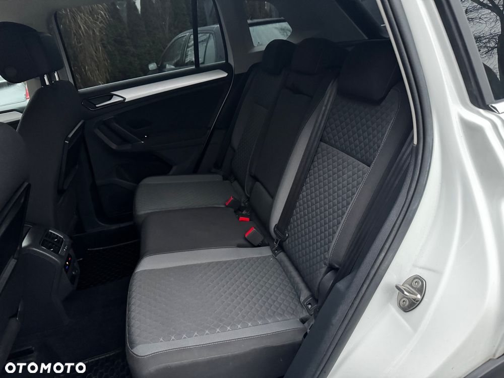 Volkswagen Tiguan 2.0 TDI SCR 4Motion (BlueMotion Techn.) DSG Comfortline - 32