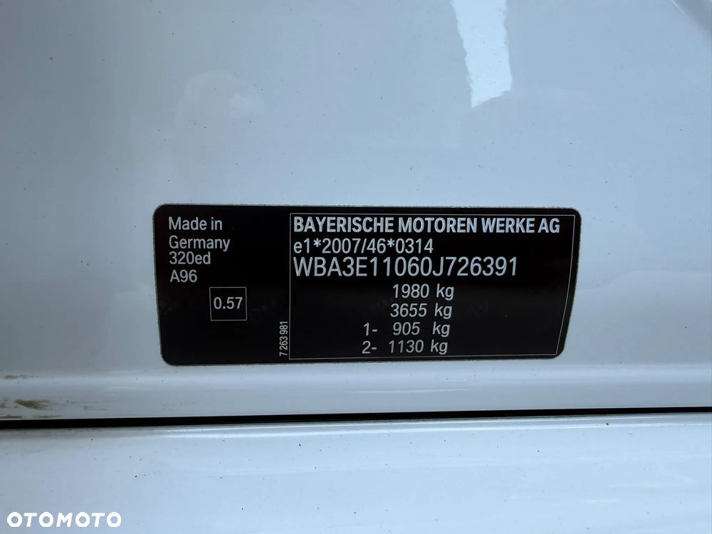 BMW Seria 3 320d Efficient Dynamics Sport Line - 20