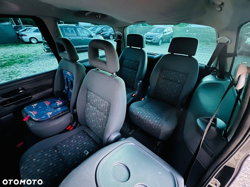 Volkswagen Sharan 1.9 TDI Special - 14