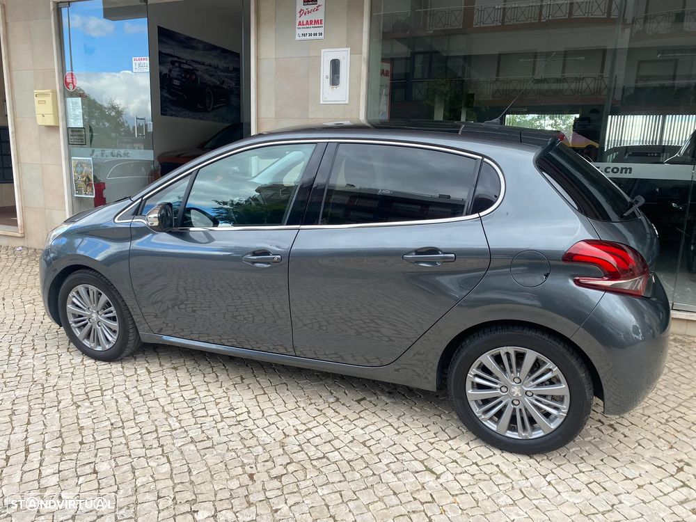 Peugeot 208 PureTech 110 Stop & Start Allure - 5
