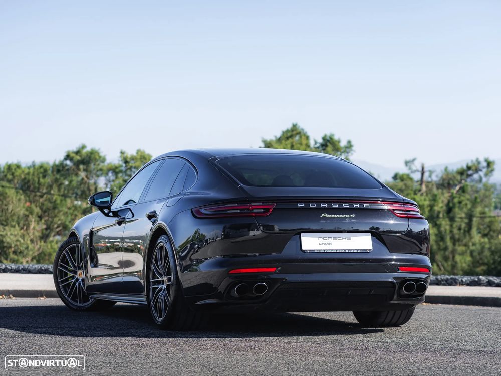 Porsche Panamera 4 E-Hybrid - 5