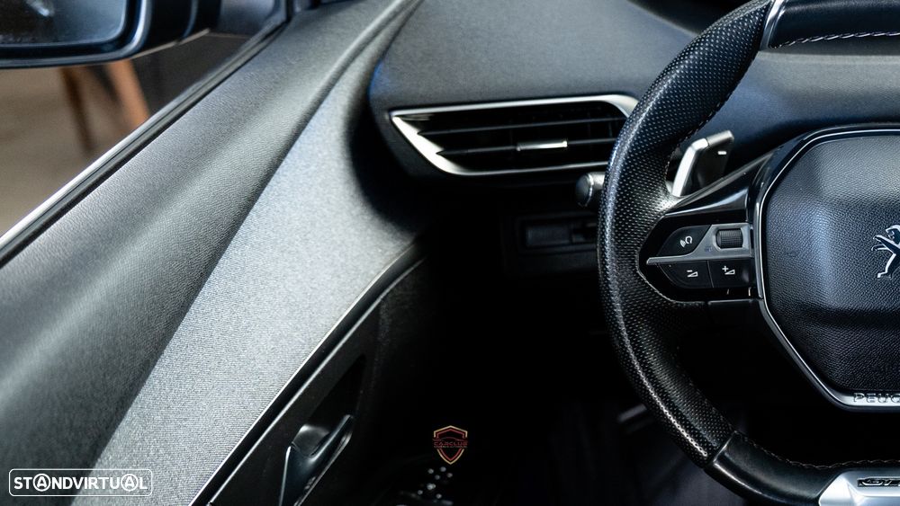 Peugeot 5008 1.5 BlueHDi GT EAT8 - 23