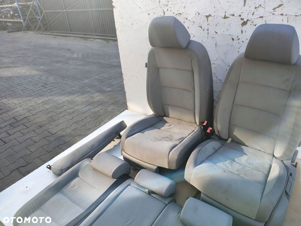 FOTELE SIEDZENIA KOMPLET GRZANE VOLKSWAGEN GOLF 5 V - 4