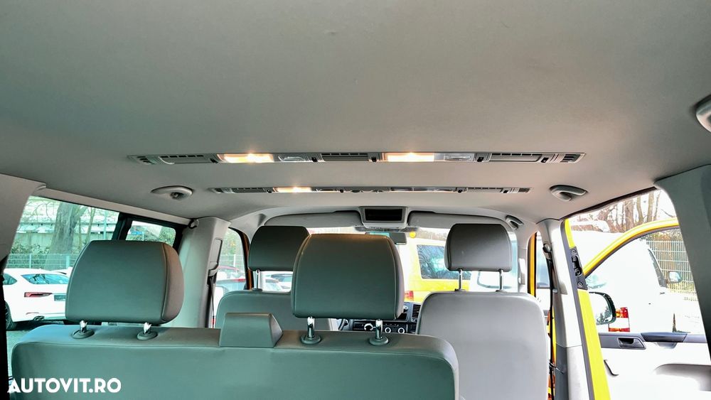 Volkswagen Caravelle - 8