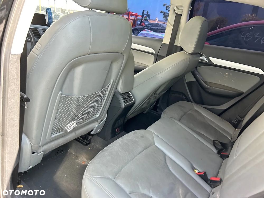 Audi Q3 2.0 TFSI quattro S tronic - 8