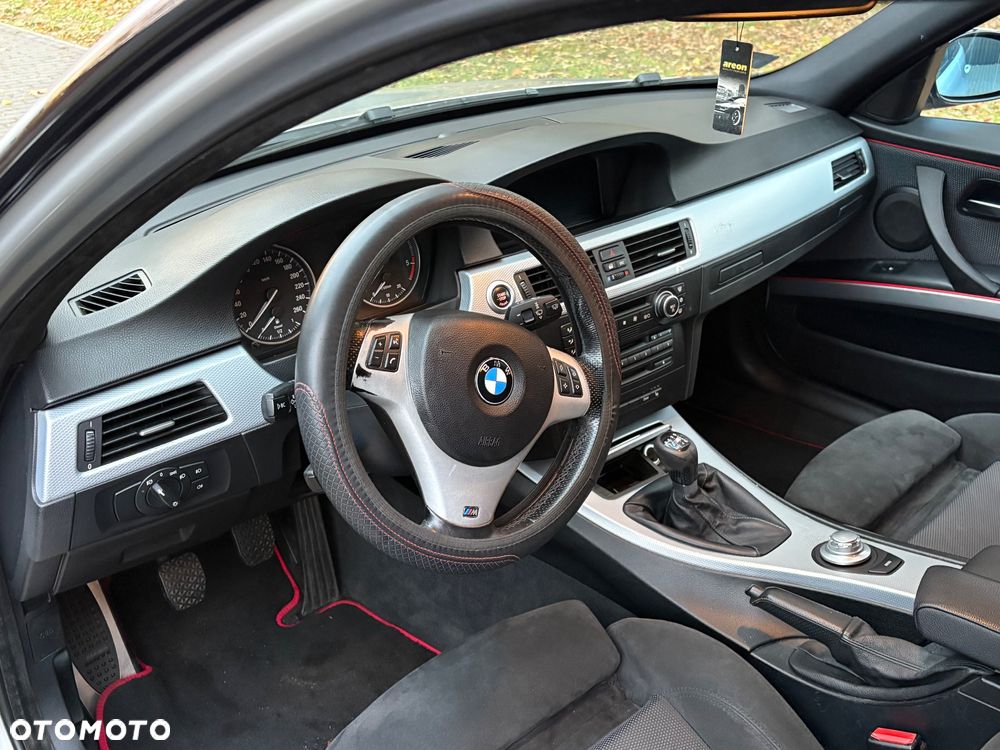 BMW Seria 3 320d - 8