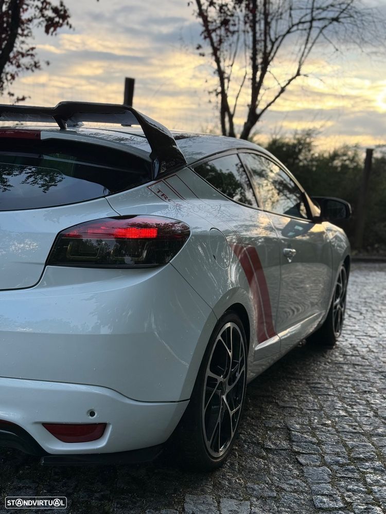 Renault Mégane Coupe 1.5 dCi Bose Edition SS - 6
