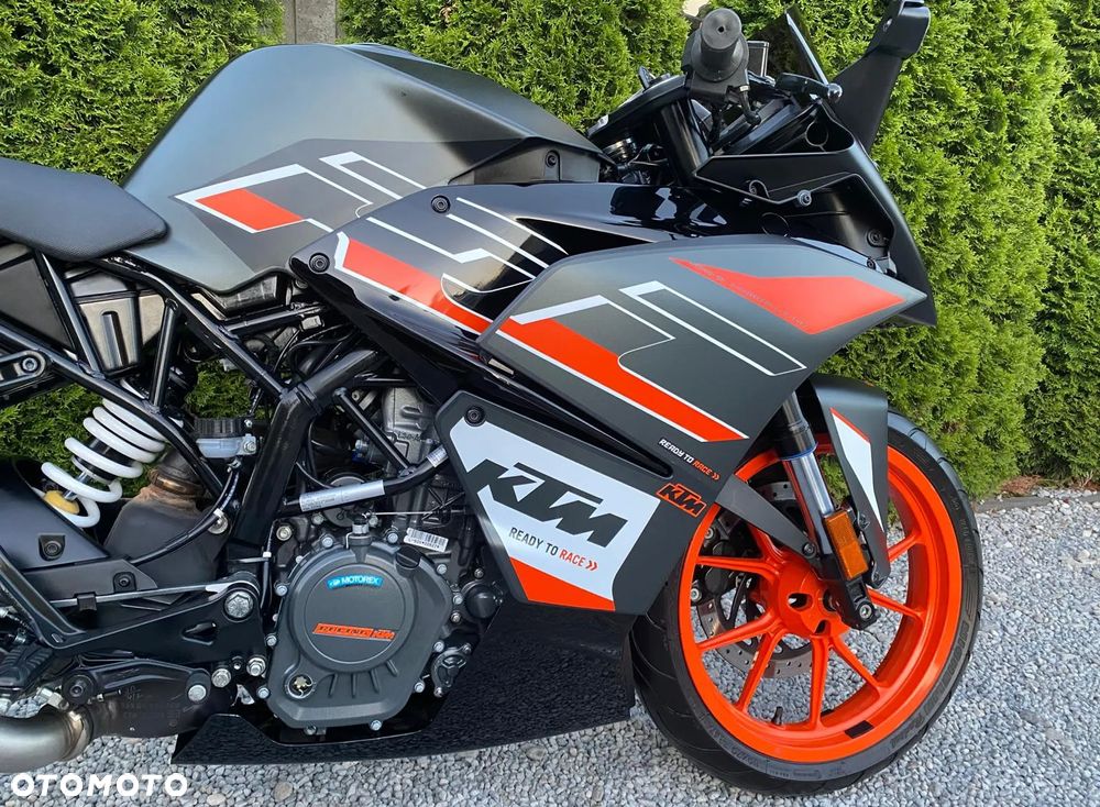 KTM RC 125 - 19
