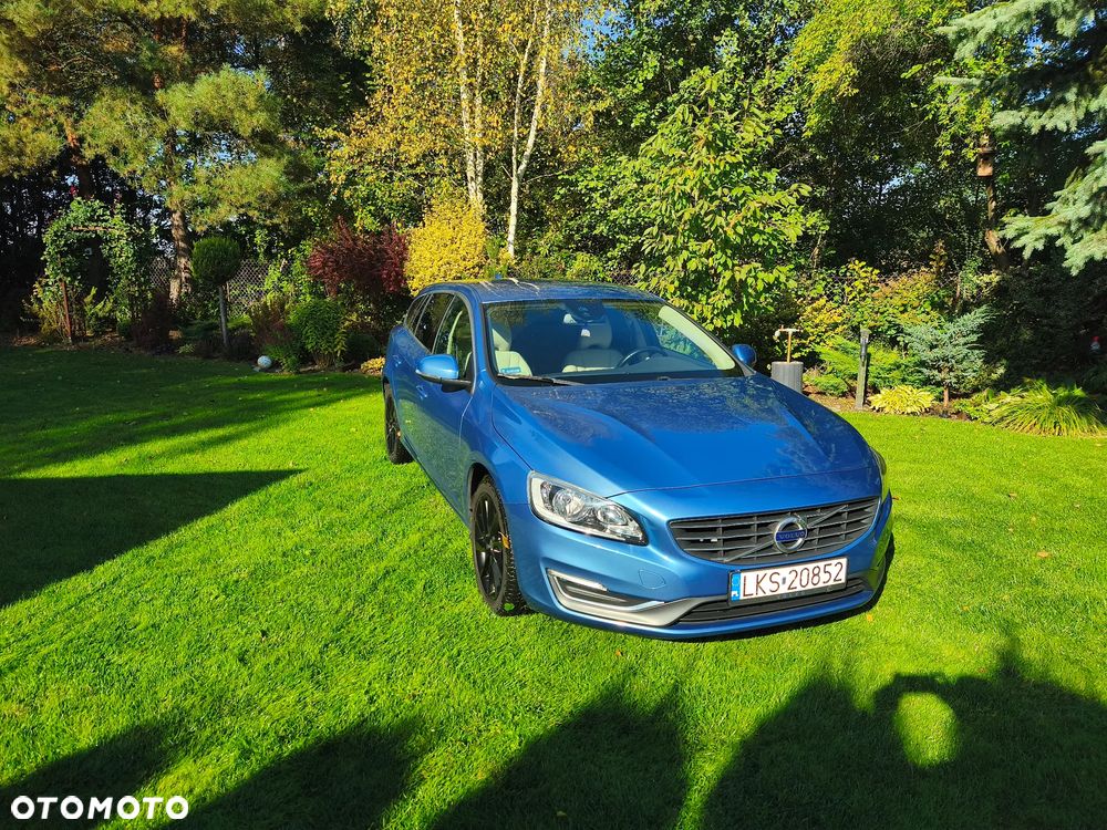 Volvo V60 D4 Momentum - 3