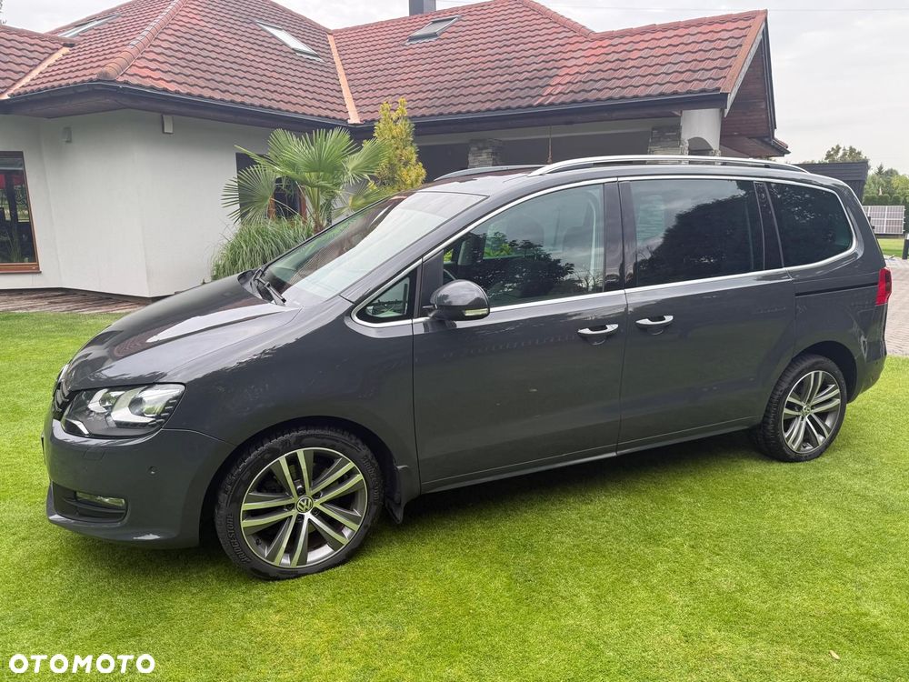 Volkswagen Sharan 2.0 TDI Highline DSG - 2