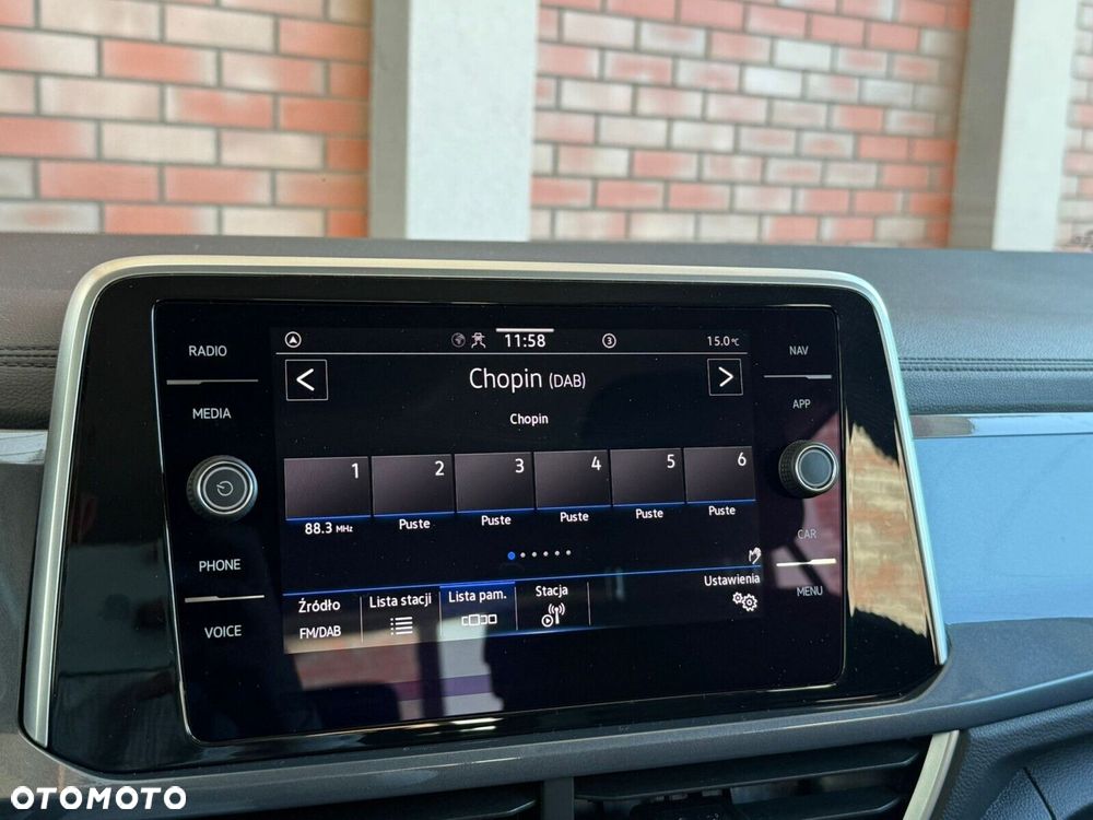 Volkswagen T-Roc - 26