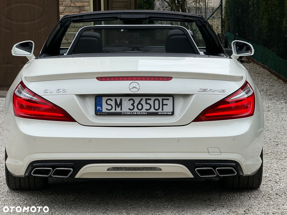Mercedes-Benz SL 63 AMG - 6