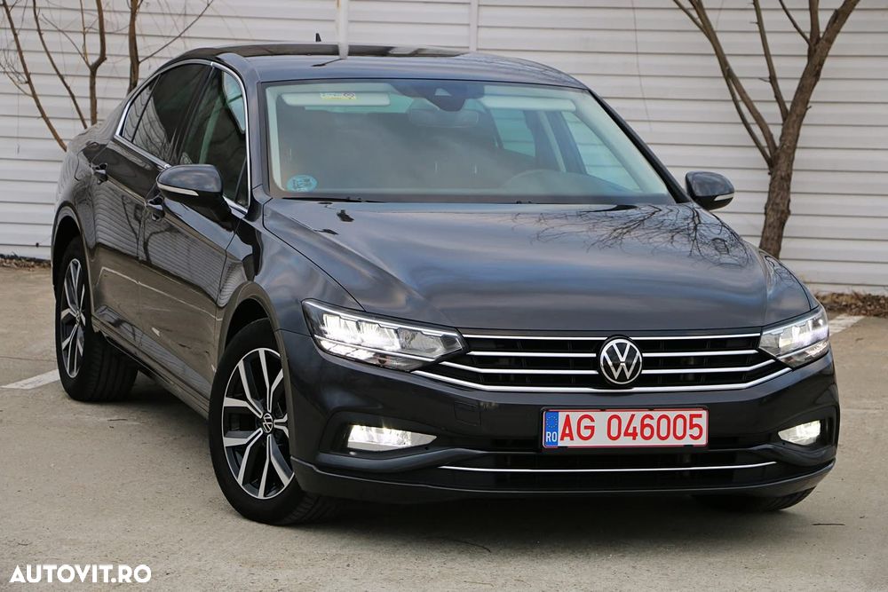 Volkswagen Passat 2.0 TDI SCR DSG Elegance - 1