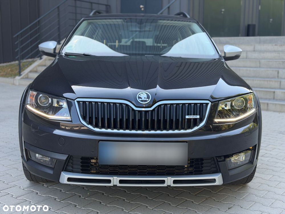 Skoda Octavia 2.0 TDI 4x4 DSG Scout - 1