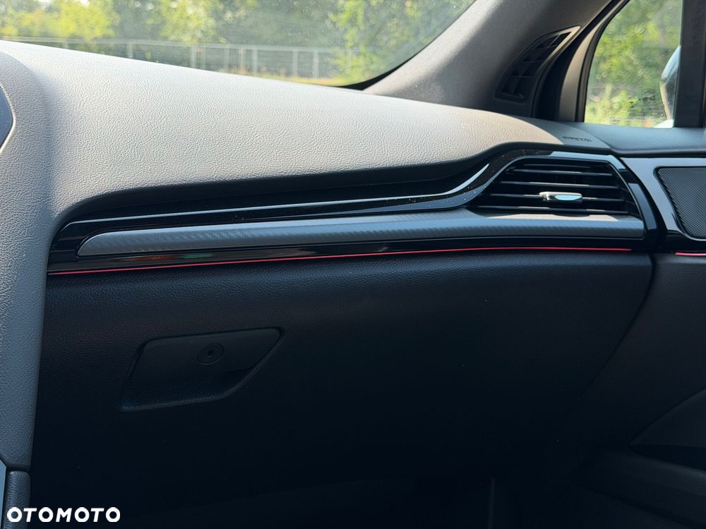 Ford Mondeo - 14
