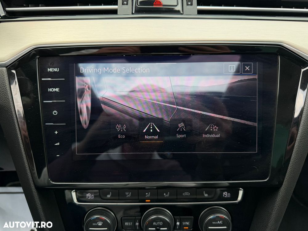 Volkswagen Passat 2.0 TDI SCR DSG Highline - 23