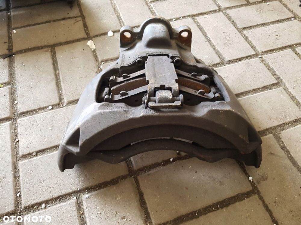 ZACISK HAMULCOWY PRAWY PRZÓD MAN TGL 17,5 EURO 6 - 2