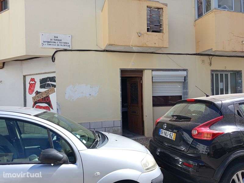 Rés do chão em armação de pêra - Grande imagem: 3/4