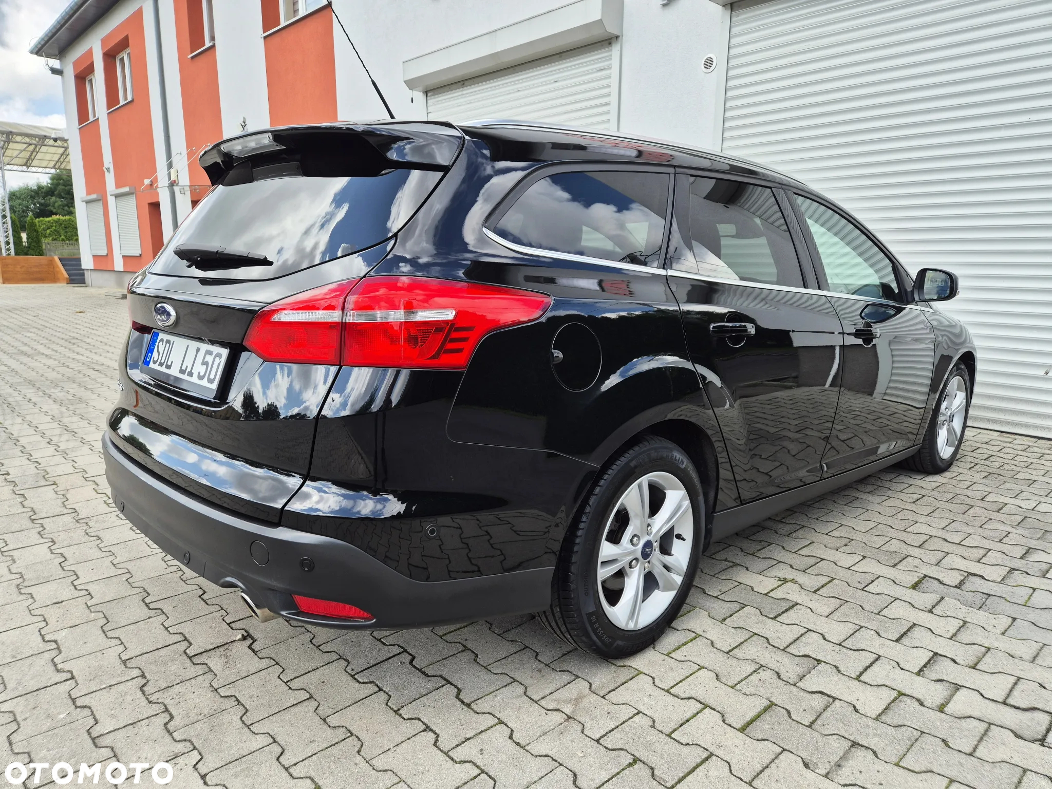 Ford Focus 2.0 TDCi Titanium ASS - 4