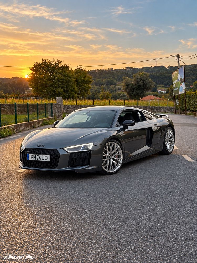 Audi R8 Coupé V10 plus 5.2 FSI quattro S tronic - 1