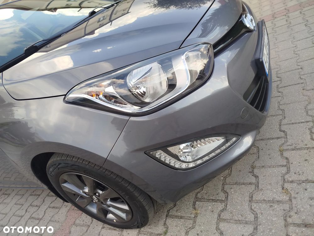 Hyundai i20 1.25 Classic + - 14