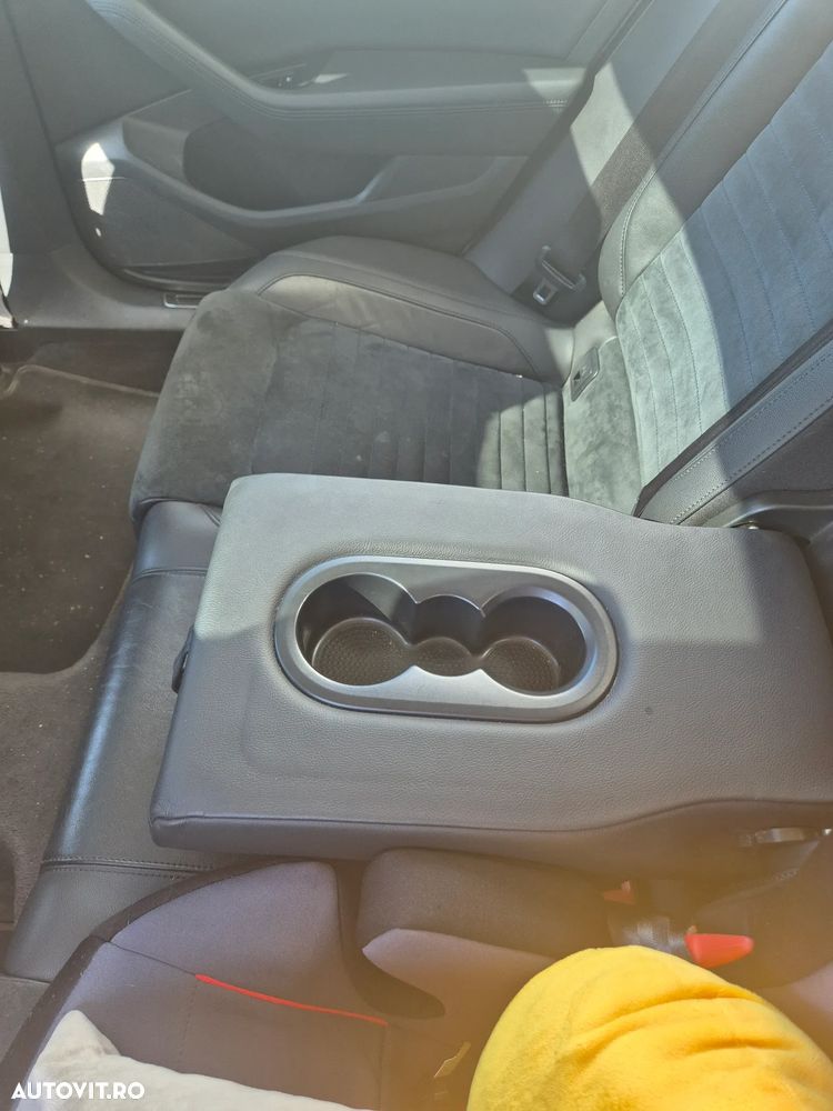 Volkswagen Passat - 8