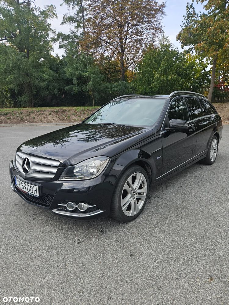 Mercedes-Benz Klasa C 180 CGI BlueEFFICIENCY Avantgarde - 20